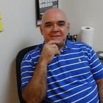 Genésio do Everett Auto Body, sempre pronto a atender seus clientes