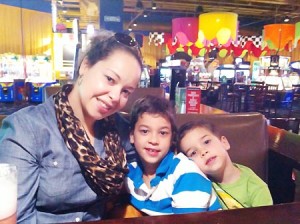 Meire com Pedro e Victor