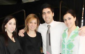 Mina com Christinne, Daniel e Jennifer