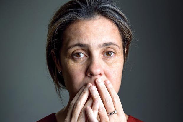 Stela ( Adriana Esteves )