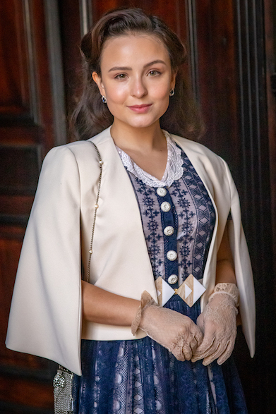 Além da Ilusão – Cap 3 – Cena 25 - ELISA ( Larissa Manoela )