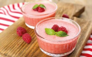 receita Salada de frutas vermelhas com iogurte e mel 202411